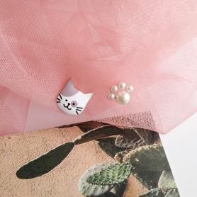 One Piece of Cute Cat&Paw Stud Earrings A079