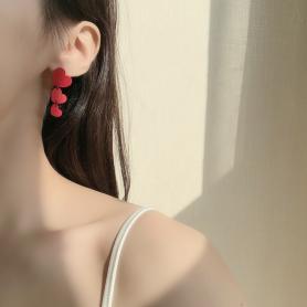 One Pair of Red Hearts Earrings A085
